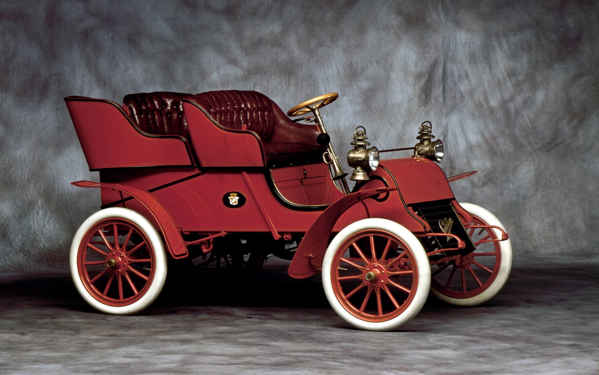 1903-Cadillac-ModelA-Runabout